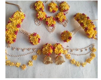 Floral Braut Haldi Gelb Rot Schmuck Mehendi Blumenschmuck Babyshower Braut Blumenschmuck mit Zubehör jhumki Ohrringe