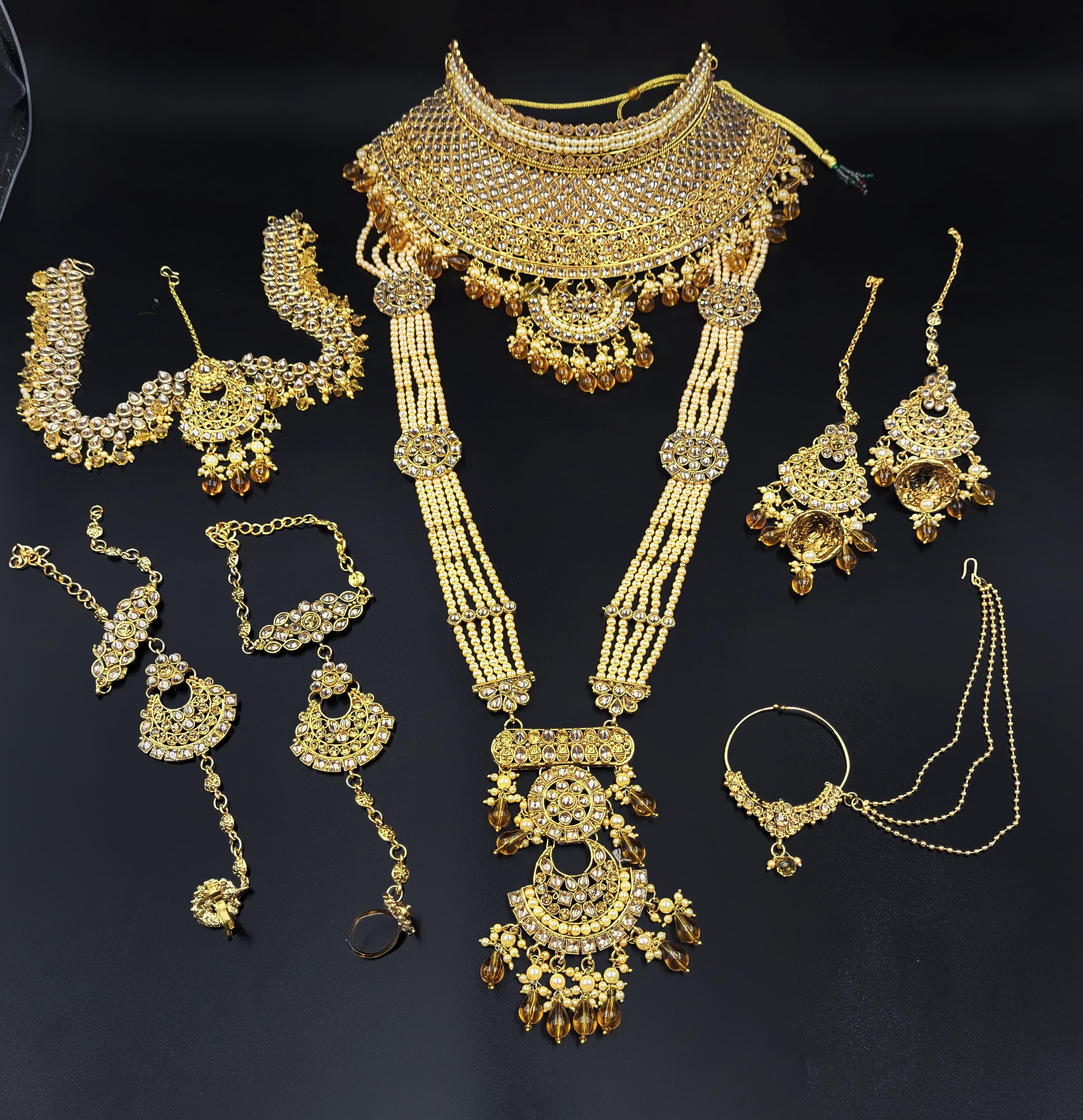 Ensemble de bijoux de mariée indien élégant parsemé de pierres