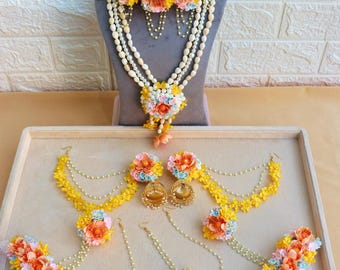 HALDI FLORAL JEWELRY   Multicolor floral jewelry for haldi   Floral jewelry for mehendi   Bridal floral jewelry   Jewelry for haldi