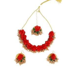 Red haldi floral jewelry mehendi floral jewelry babyshower jewelry Flower jewelry for bride, bridesmaid minimal Floral jewelry for girls