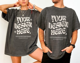 Maqueta de pareja Comfort Colors C1717 Pepper Shirt CC Mockup C1717 Maqueta de hombre y mujer Gris oscuro Maqueta de camiseta masculina Maqueta de modelo Pepper