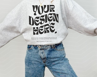Mockup di felpa Gildan 18000 Ash Mockup di modello oversize Mockup di felpa Ash 18000 Gildan Mockup di modello di maglione