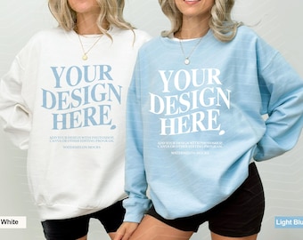 Mockup de moletom para casal Gildan 18000 Mockup azul claro Mockup branco 18000 Mockup para despedida de solteira Mockup de grupo grande Mockup de moletom para casal