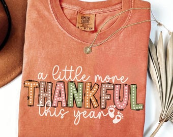 Fall Pregnancy Shirt Thanksgiving Pregnancy Announcement Fall Maternity Shirt Expecting Mom Gift Reveal to Family Thanksgiving Baby Reveal