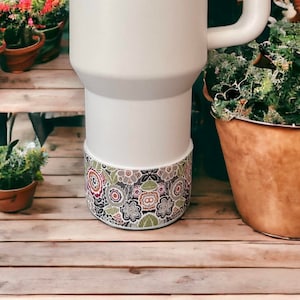 LIMITED EDITION ** Grijze Stanley Cup-laars met bloemenprint in boho-stijl