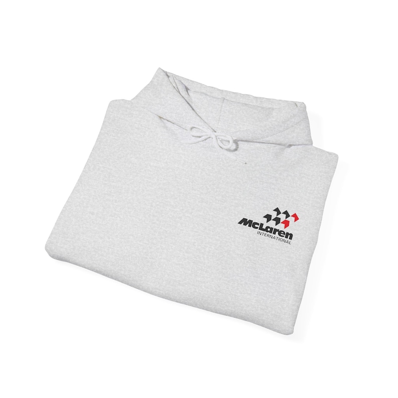 Sudadera con capucha y casco de Aryton Senna, sudadera con capucha de F1, sudadera de F1, regalo de F1, F1, merchandising de F1, camiseta de F1, Aryton Senna, McLaren, camiseta de McLaren, camiseta de Senna imagen 7