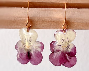 Real pansy flower earrings, dried flower jewelry, February birth monthv flower, Pressed Flower Jewelry, gift for her