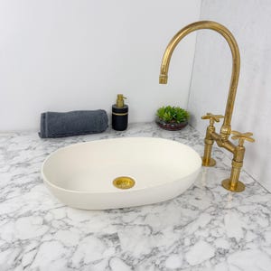 White Oval Sink - Ceramic Bathroom Basin for Vanity - Countertop Oval Basin - Ceramic Porcelain Washbasin - Oval Farmhouse Sink - Living Room Sink