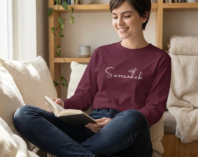 Sassenach Logo Long Sleeve Tee | Outlander Soul
