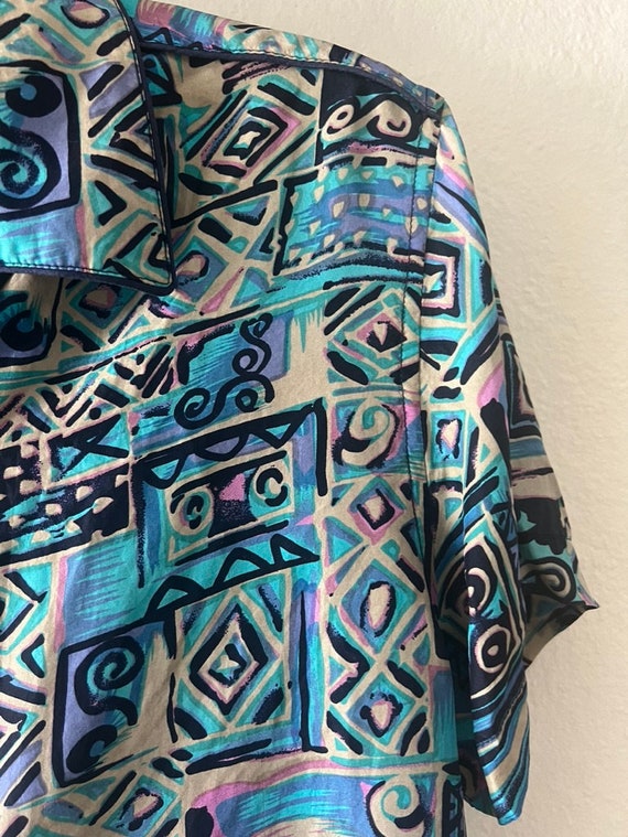 100% Silk Graphic 80s / 90s  Hawaiian Shirt - image 2