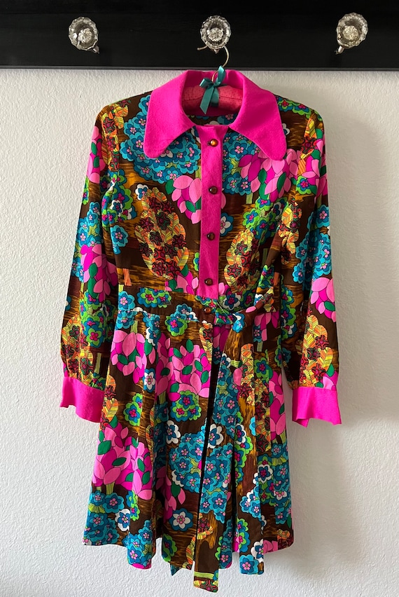 VINTAGE 60s/70s Flower Power Mod Dress