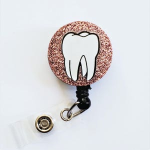 Bobine pour badge dentaire | Cadeau | Hygiéniste dentaire | Badge d'identification | Lanière Breakaway | Bobines de badges | Badge d'identification du personnel | Dent | Assistante dentaire