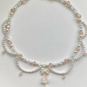 dainty floral coquette necklace