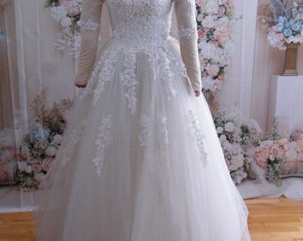 Lace wedding dress size 2