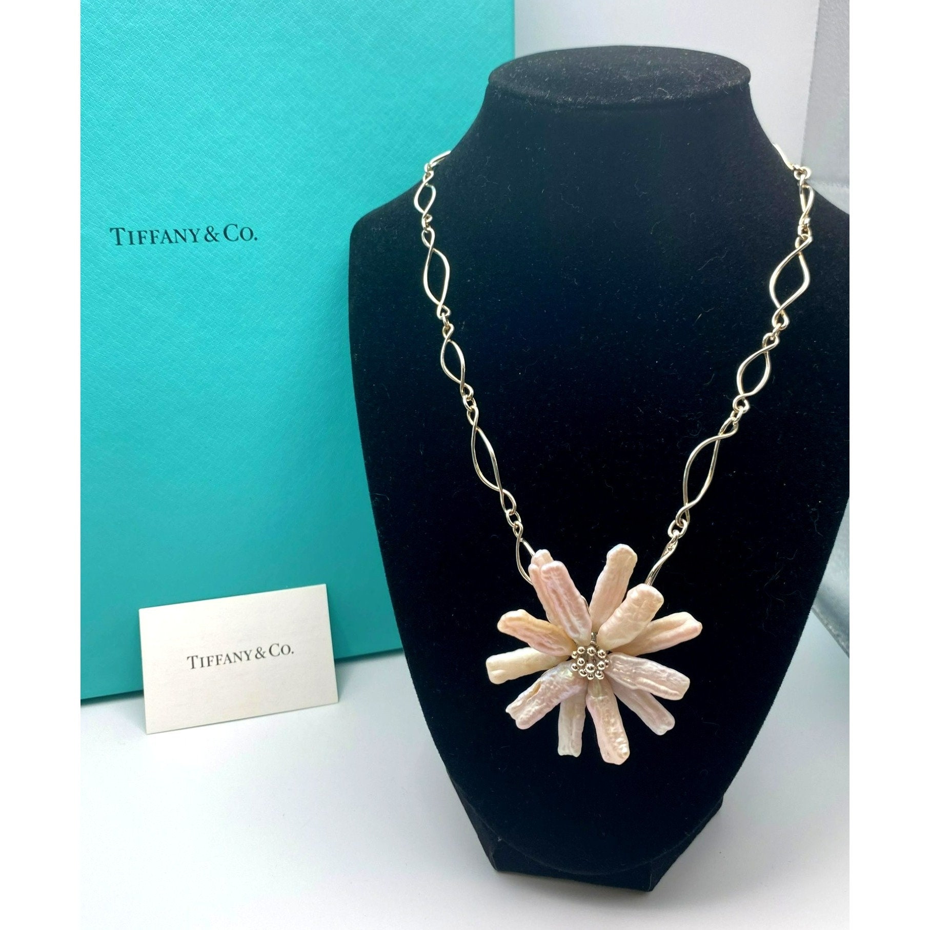 Tiffany iridesse shop pearls
