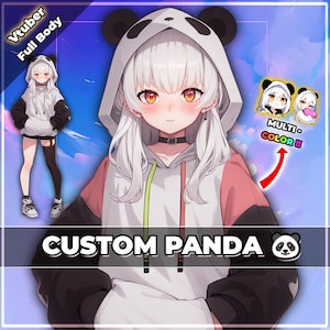 以下が含まれることがあります： 白と黒のパンダのフード付きパーカーで、ピンクと黒のカラーブロックデザインになっています。パーカーは、パンダの耳と白い紐が付いた大きなフードが付いています。画像の下部に「CUSTOM PANDA」というテキストがあります。画像の右上に「MULTI-COLOR!!」というテキストがあります。