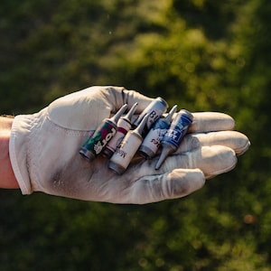 Set di tee da golf a forma di lattina di birra - Idee regalo natalizie a tema golf, regali divertenti per uomini, regalo per il Secret Santa, accessori da golf originali immagine 2