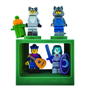 Grön Minfig-displayhylla | Montera den. Visa upp den. Bygg med den. | KOMPATIBEL MED LEGO Classic-klossar och minifigurer