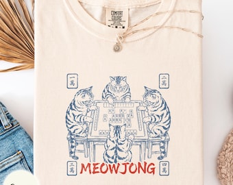 Meowjong Comfort Colors shirt, cats at mahjong table tee, retro Chinese tile game gift, Mah Jong lover present, cat mom strategy game top
