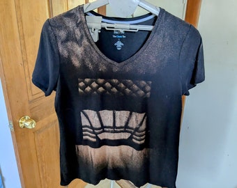 One of a kind milk crate shadow impression t-shirt, women's L