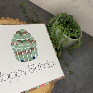 Birthday Shaker Card with Dog Background | Weiner Dog Birthday Shaker Card | Shaker Card | Handmade Card | Sequins | Colorful