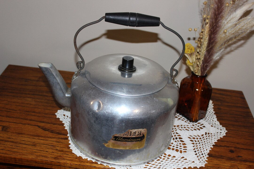 Vintage Aluminum Tea Kettle, Rustic Tea Kettle, Farmhouse Decor. - Etsy