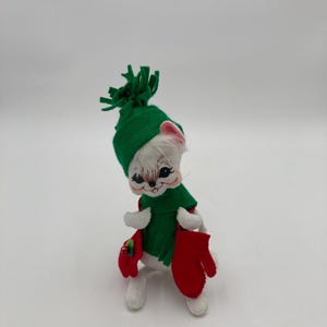 Annalee Mouse w/ Red Mittens Doll Christmas Mouse Mobiltree 2010 6” tall No Tags