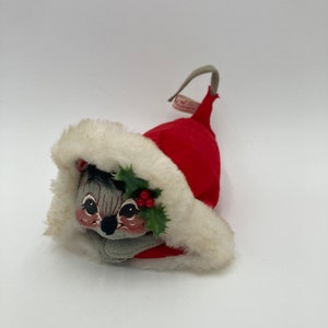 Annalee Christmas Mouse in Red Stocking, Stocking Mouse Doll Mobiltree Meredith NH 1986 8” long No Tags