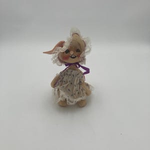 Annalee Easter Girl Bunny Doll w/ Bonnet Mobiltree Meredith NH 1990 6” tall No Tags (See Description)