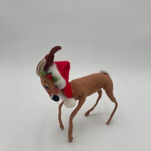 Annalee Reindeer Doll w/ Santa Hat Mobiltree Meredith NH 1988 6” tall No Tags