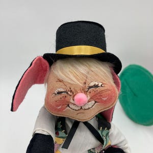 Annalee Victor and Victoria Bunny Dolls Easter Bunny Dolls Mobiltree Meredith NH 1998 12” tall w/ Tags (See Description) image 9