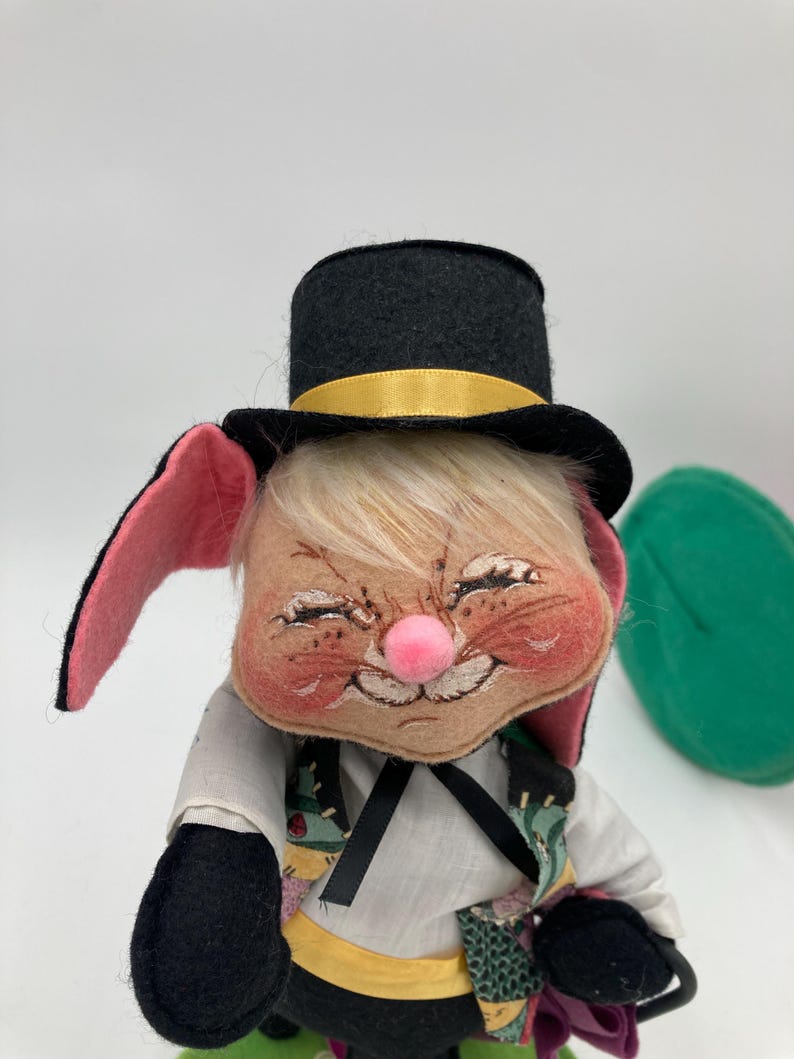 Annalee Victor and Victoria Bunny Dolls Easter Bunny Dolls Mobiltree Meredith NH 1998 12” tall w/ Tags (See Description) image 9