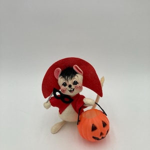 Annalee Count Mouse Doll w/ Pumpkin Mobiltree Meredith NH 2000 6” tall No Tags (See Description)
