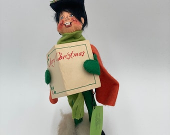 Annalee Caroler Doll w/ Sheet Music and Top Hat Mobiltree Meredith NH 1983 11” tall w/ Tag