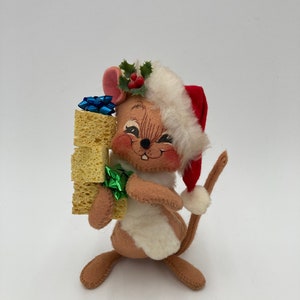 Annalee Christmas Mouse with Cheese Mobiltree Meredith NH 6” tall No Tags
