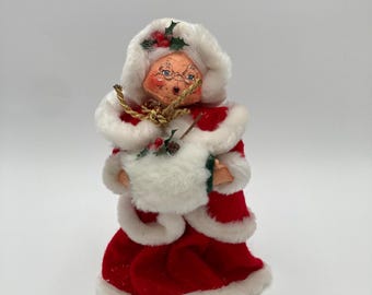 Annalee Classic Mrs Santa Doll Mrs Claus Mobiltree 2004 9" di altezza Nessuna etichetta