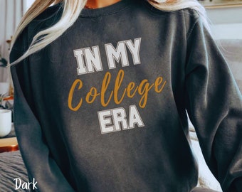 College Sweatshirt, Vintage Sweatshirt, College Letters Sweatshirt, Retro Sweatshirt, University Shirt, School Sweatshirt, Oversized Sweater