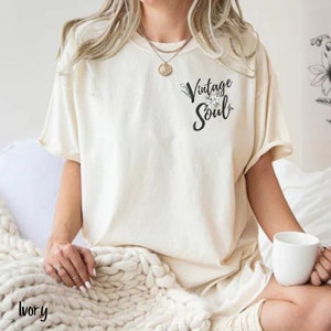 Vintage Soul Short Sleeve Crewneck Shirt Floral Shirt Vintage Graphic Tee Retro Shirt, Cute Retro Style Tee, Vintage Soul T, cottagecore tee