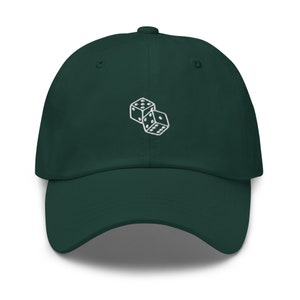 Würfel-Hut: Handgefertigte bestickte Baseballkappe mit Würfel-Logo