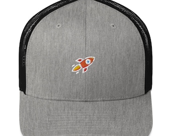 Rocket Ship Trucker Hat - Trendy Baseball Cap for Space Enthusiasts