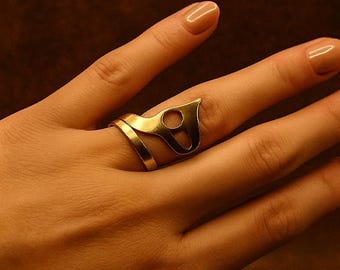 Persian Letter Ring, Brass Spiral Ring
