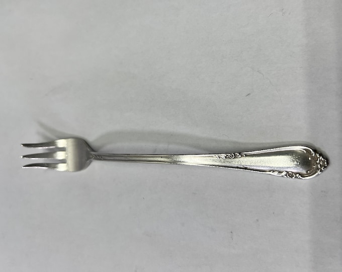 VINTAGE Reed and Barton Sterling Flatware "Dancing Flowers" Table Spoon