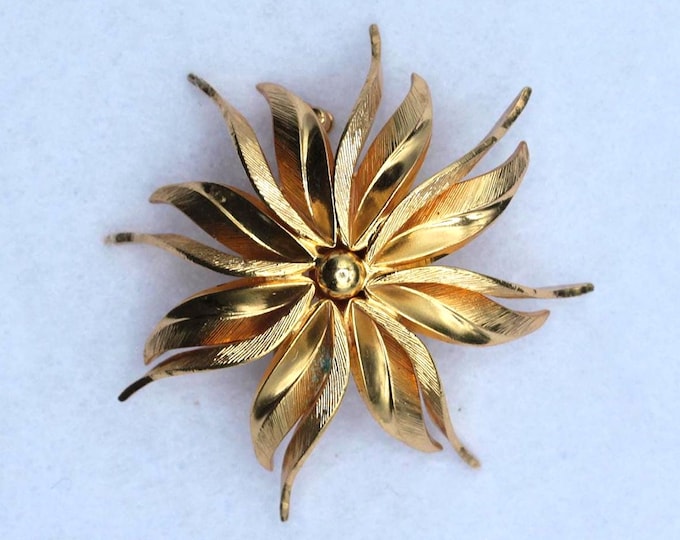 VINTAGE Grossé Goldtone Flower Brooch • 1959 Signed Designer Floral Pin • West Germany