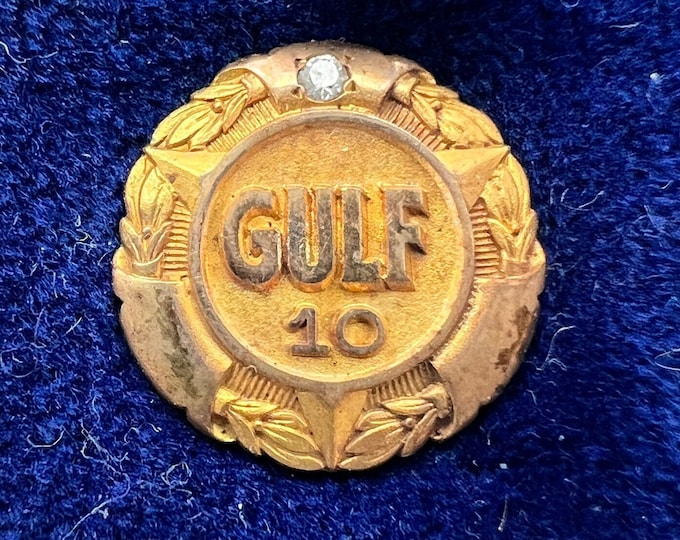 VINTAGE Gulf Oil Employee Award Pin. 10 years. 10k Gold w/ Diamond