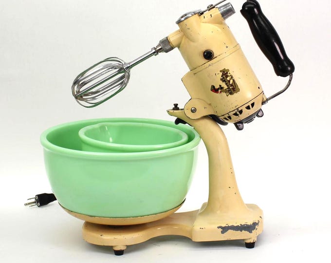 VINTAGE Sunbeam Mixmaster Stand Mixer – Original Jadeite Bowls – Professionally Rebuilt – Made in USA
