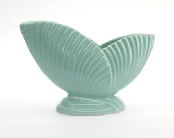 VINTAGE Mid-Century Modern Leaf Vase. Sculptural USA Art Pottery in Aqua Green