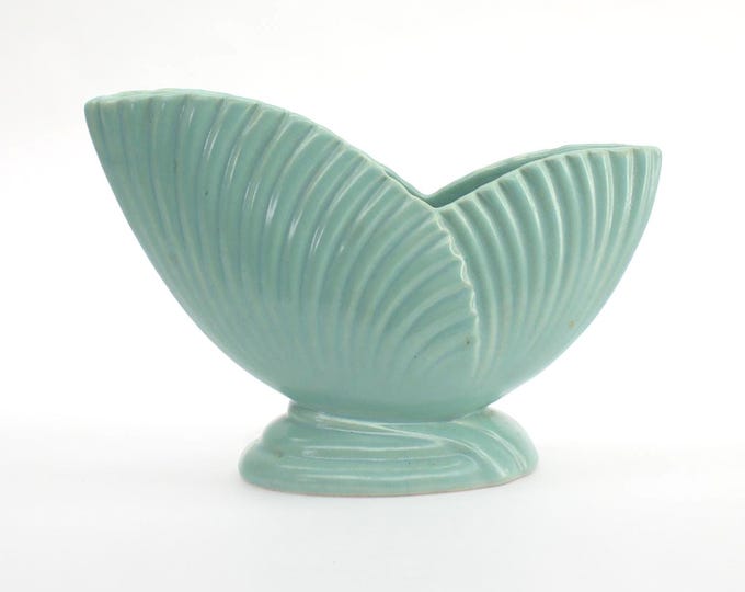 VINTAGE Mid-Century Modern Leaf Vase. Sculptural USA Art Pottery in Aqua Green