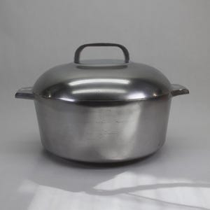 Vintage Magnalite Dutch Oven: 5-Quart Cast Aluminum Roaster, USA Made