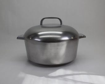 VINTAGE Magnalite Sidney O 5 Quart Dutch Oven 4248 P. Made in USA.
