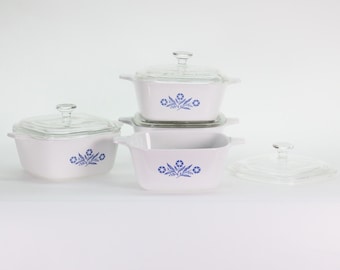 VINTAGE Corning Ware Blue Cornflower P-43-B 22 oz Petite Pans with Lids Set of 4. Made in USA